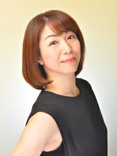 畔地　彩