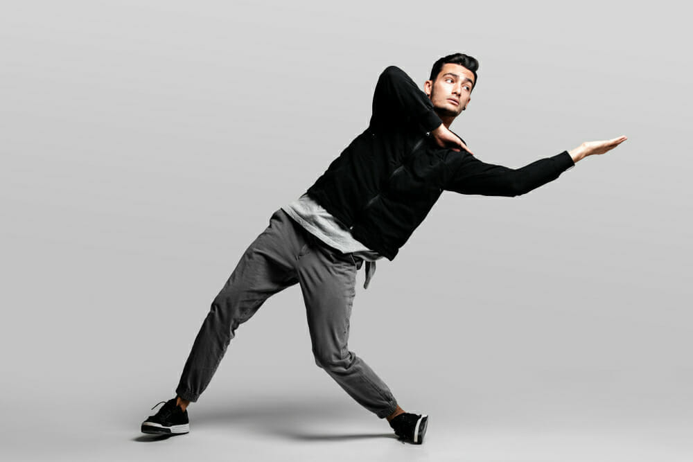 ダンスにメリハリをつける「タット」を短時間で習得するための3ステップ